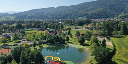 Reisemobilstellplatz - Tennis - Zeil (Lavamünd) - Freibad gleich neben dem Platz - Camping Bad Schwanberg