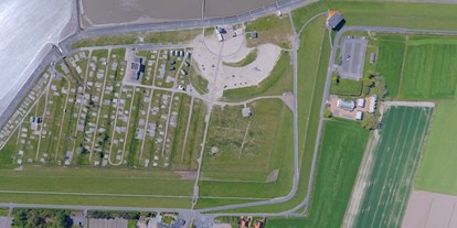 Reisemobilstellplatz - Art des Stellplatz: bei Gewässer - Sande (Friesland) - Regenbogen Tossens