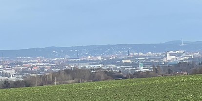 Reisemobilstellplatz - Umgebungsschwerpunkt: Fluss - Meißen - Blick auf Dresden - Panoramablick: Radebeul-Dresden-Sächs.Schweiz