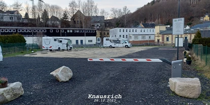Plaza de aparcamiento para autocaravanas - Wintercamping - Zwickau - Stellplatz Georgi Aue-Am Mulderadweg