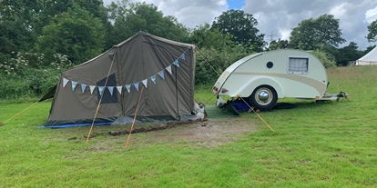 Motorhome parking space - Star Field Camping & Glamping
