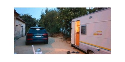 Motorhome parking space - Wintercamping - Hungary - Romantik-Garden Camp