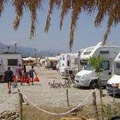 Posto auto per camper - Homepage http://area-attrezzata-rosamarinacamper.oneminutesite.it - Area Attrezzata Camper Rosamarina
