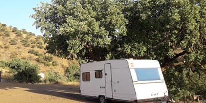 Motorhome parking space - Wohnwagen erlaubt - Andalusia - Finca Leonora