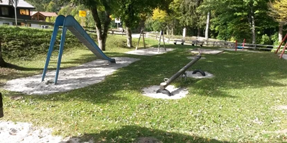 Reisemobilstellplatz - Umgebungsschwerpunkt: Berg - Merzhausen - Spielplatz für die kleinen - Stellplatz Todtnau im Stadtgarten
