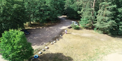 Place de parking pour camping-car - Surfen - Hammelspring - Parkplatz - Liegewiese Holzablage Miechen