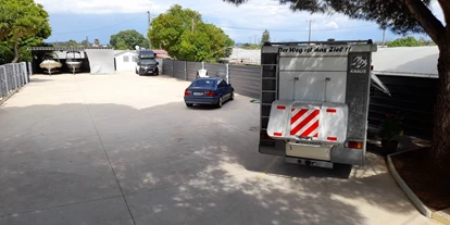 Place de parking pour camping-car - Wohnwagen erlaubt - Grèce - CAMPER STOP PREVEZA