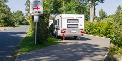Plaza de aparcamiento para autocaravanas - Stromanschluss - Lüneburger Heide - Soltau - Röders' Park 