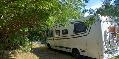 Motorhome parking space - Duschen - Hungary - Nature Valley Kalazno