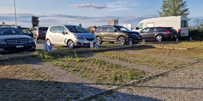 Place de parking pour camping-car - Umgebungsschwerpunkt: am Land - Meckenbeuren - Abstellplatz Wohnwagen Wohnmobil Anhänger Auto, 8574 Lengwil