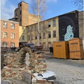 Espacio de estacionamiento para vehículos recreativos - Fabrikgebäude der Gebrüder Unger A.G. -  Lerchenpark am Chemnitzer Hauptbahnhof