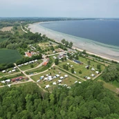 Place de stationnement pour camping-car - Bild von Südosten - ostseequelle.camp