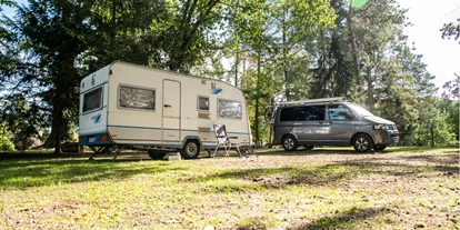 Place de parking pour camping-car - Art des Stellplatz: im Campingplatz - Oldendorf (Luhe) - DieOutdoorSchmiede