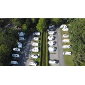 Espacio de estacionamiento para vehículos recreativos - (56450) Etape Camping-Cars Aire de Lann Floren