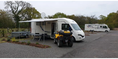 Place de parking pour camping-car - Umgebungsschwerpunkt: Strand - La Turballe - (56450) Etape Camping-Cars Aire de Lann Floren