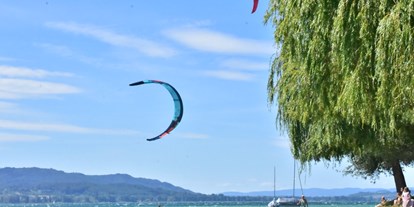 Reisemobilstellplatz - Umgebungsschwerpunkt: See - Märstetten - Allensbach ist Hotspot für Kitesurfer. - Bodenseecamper