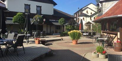 Reisemobilstellplatz - Umgebungsschwerpunkt: am Land - Obermaßfeld-Grimmenthal - Toschis-Station Zella-Mehlis