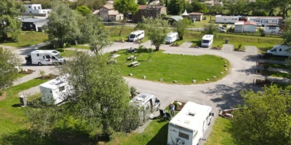 RV park - Umgebungsschwerpunkt: Stadt - Saint-Émilion -  AIRE LE GRAIN (33440)