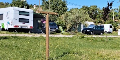 Reisemobilstellplatz - Wohnwagen erlaubt - Évora - Lote Autocaravanas - Parque de Campismo Rural Lapa dos Gaivões