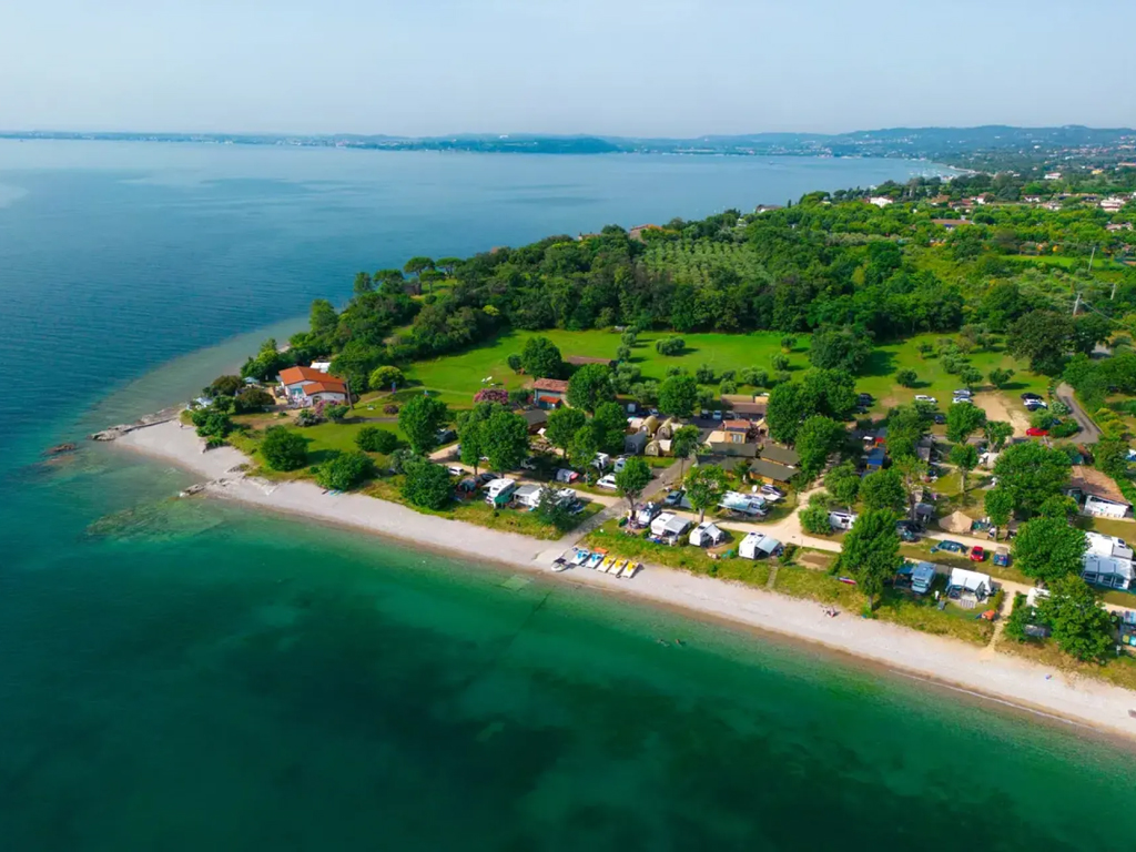 aire de camping-car - Sivinos Camping Boutique