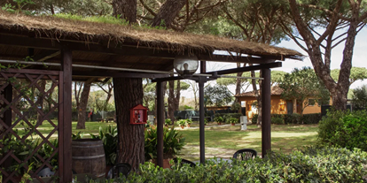 Motorhome parking space - Spielplatz - Tuscany - Aufenthaltsbereich - La Pampa Parking Area & Camp