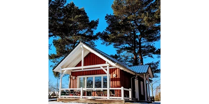 Reisemobilstellplatz - Duschen - Blumenow - Mietunterkunft Schweden-Haus - Ahoi Camp Canow