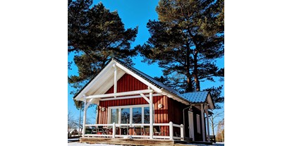 Reisemobilstellplatz - Priepert - Mietunterkunft Schweden-Haus - Ahoi Camp Canow