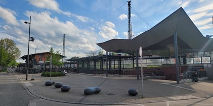 Motorhome parking space - WLAN: am ganzen Platz vorhanden - Rüdersdorf bei Berlin - am Busbahnhof - mein-Wohnmobilstellplatz am S-Bahnhof Königs Wusterhausen