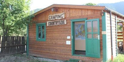 Parkeerplaats voor camper - Burgort - Die Rezeption - Camping Countryside Retezat