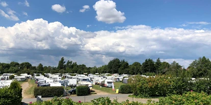 Place de parking pour camping-car - Stromanschluss - Krusau - Ostseecamp Glücksburg-Holnis