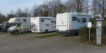Place de parking pour camping-car - Frischwasserversorgung - Gütersloh - Wohnmobilstellplatz am Johannisberg