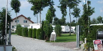 Motorhome parking space - WLAN: teilweise vorhanden - Burgau (Landkreis Günzburg) - Wohnmobilcamping Kammelaue