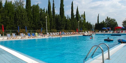 Place de parking pour camping-car - Wellness - Pietra Ligure - Camping C’Era una Volta****