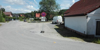 Motorhome parking space - öffentliche Verkehrsmittel - Löbau - 02694 Commerau Boxberger Str 15