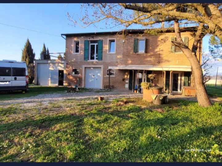 aire de camping-car - Il Prugno Contorto