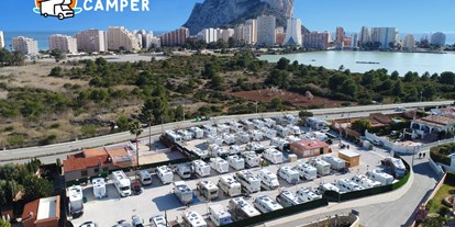 Motorhome parking space - Duschen - Spain - Paraíso Camper 