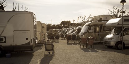 Motorhome parking space - Duschen - Spain - Gemutligkeit auf Paraiso Camper - Paraíso Camper 