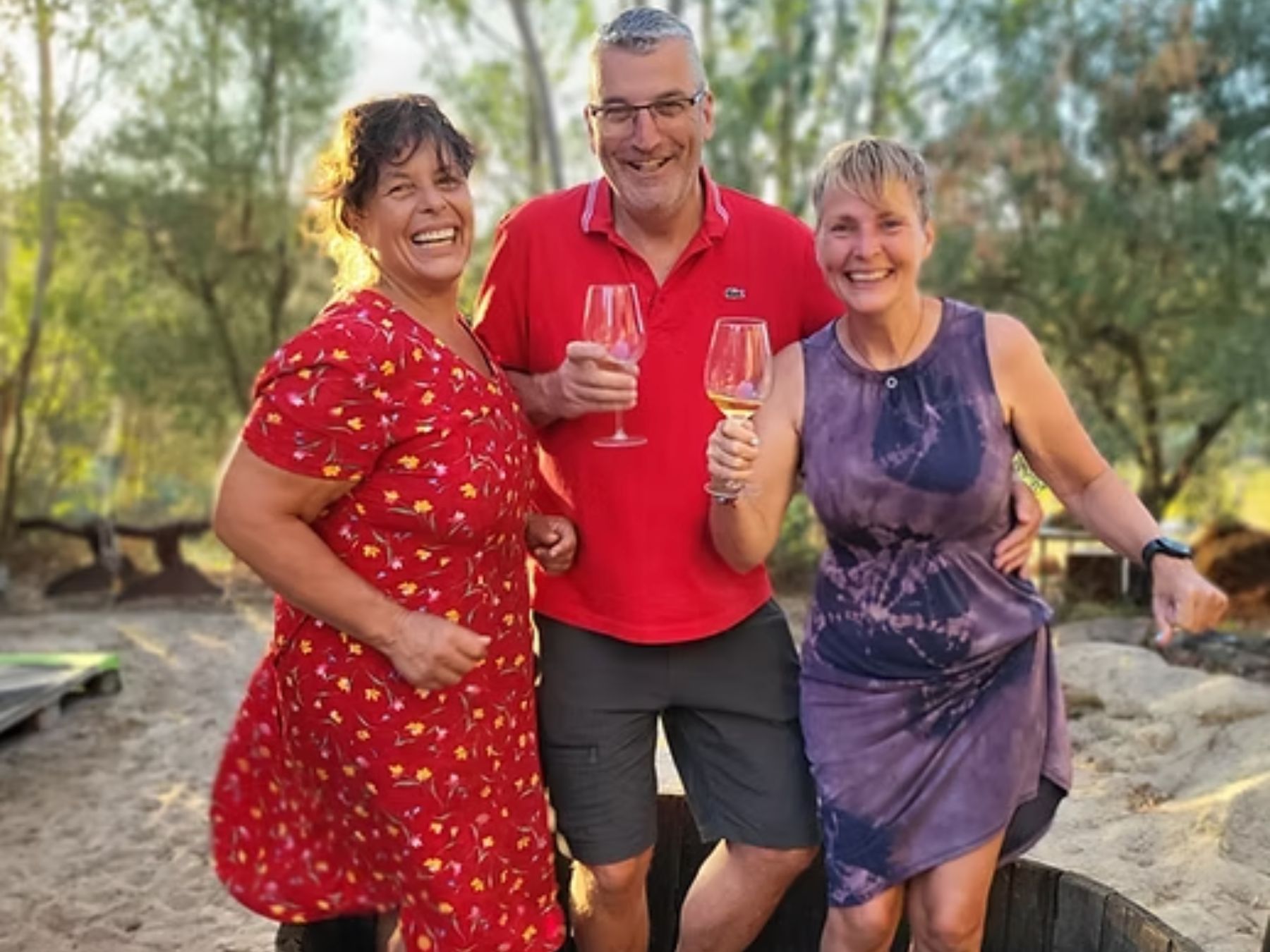 Wohnmobilstellplatz - Herzlich Willkommen! Bongiorno! - In Our Garden Sardinia 