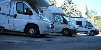 Parkeerplaats voor camper - Albanië - Hotel Baron