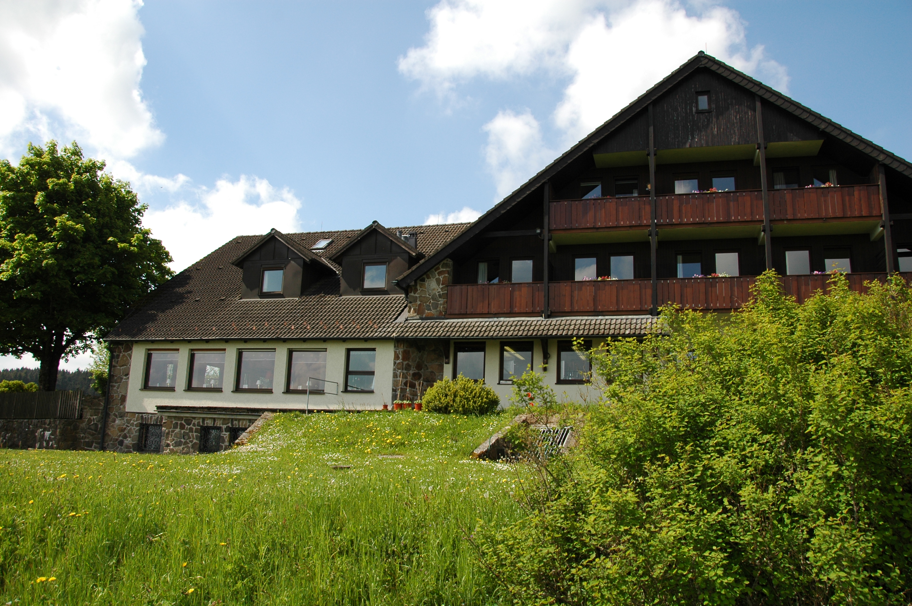 aire de camping-car - Parkplatz am Berggasthof & Hotel Sennhütte