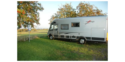 Reisemobilstellplatz - Art des Stellplatz: bei Hotel - Bischofsheim an der Rhön - Parkplatz am Berggasthof & Hotel Sennhütte