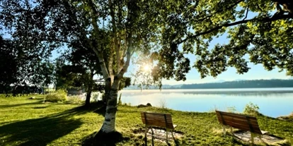 Reisemobilstellplatz - Umgebungsschwerpunkt: am Land - Großweil - Stellplatz Campingplatz Brugger am Riegsee