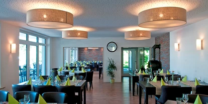 RV park - Restaurant - Dreis-Brück - Stellplatz am Eifel-Gasthof Kleefuß