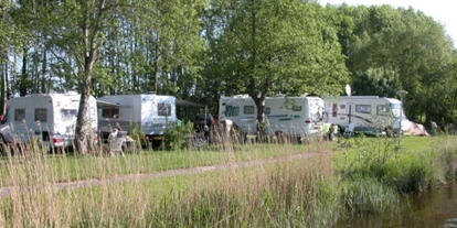 Reisemobilstellplatz - Angelmöglichkeit - Kollum - Bildquelle: http://www.hunzegat.nl/campers - Haven Hunzegat