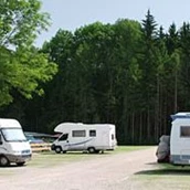 Place de stationnement pour camping-car - Wohnmobilpark Schwangau
Komfortstellplätze direkt vor dem Campingplatz - Wohnmobilpark Schwangau
