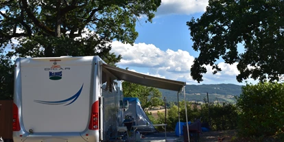 Place de parking pour camping-car - WLAN: nur um die Rezeption vorhanden - Italie - Agricamping Podernuovo bp 