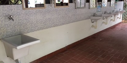 Motorhome parking space - Entsorgung Toilettenkassette - Alghero (SS) - Camper Service I Platani