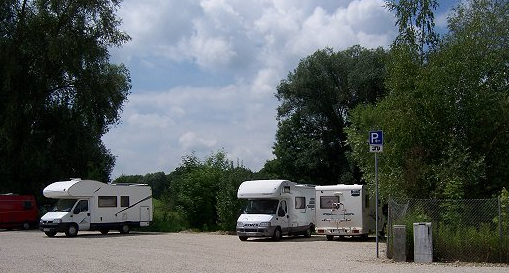 Wohnmobilstellplatz - Stellplatz Rain