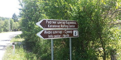 Reisemobilstellplatz - Wohnwagen erlaubt - Bosnien-Herzegowina - Rafting center Kanjon - Stellplatz am Camp San