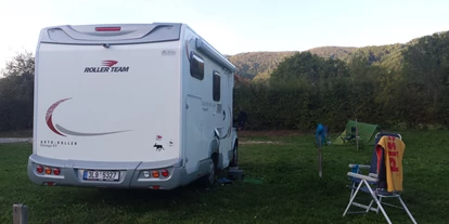 Place de parking pour camping-car - Bosnie-Herzégovine - 🚙⛺ - Stellplatz am Camp San